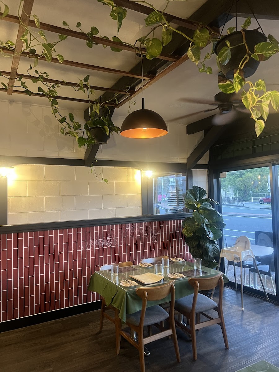 Vinnie's Kitchen & Bar